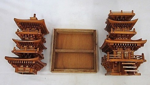 天然銘木・細木細工 五重塔の置物 東寺五重の塔の精密模型 天然銘木・細木細工 五重塔の置物 東寺五重の塔の精密模型