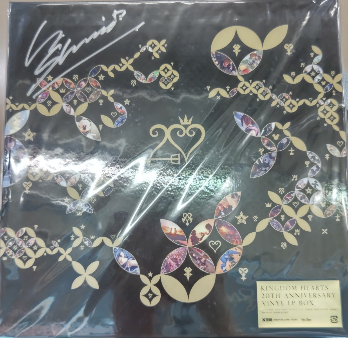 TGS2023 игра shou внизу ... с автографом Kingdom Hearts KINGDOM HEARTS 20th Anniversary Vinyl LP Box аналог запись BOX