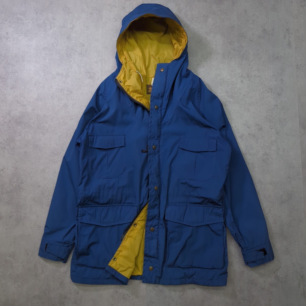 【70s Eddie Bauer マウンテンパーカー L】ビンテージ 古着 ナイロンジャケット vintage ライトアウター