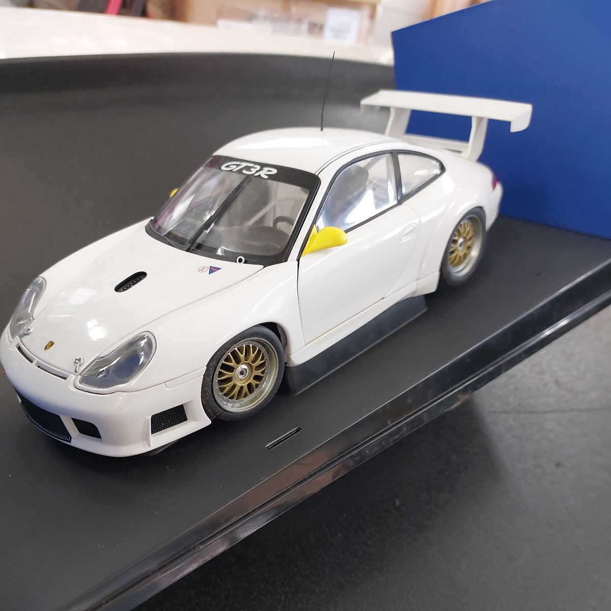 訳あり商品 ◇オートアート 1/18スケール ポルシェ996前期型 GT3R