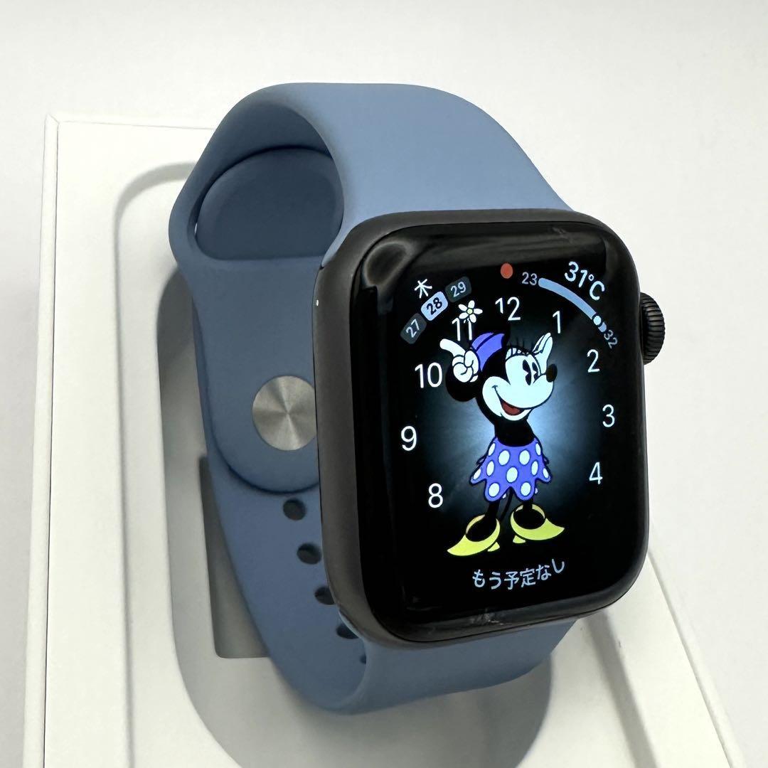 豪奢な Apple Watch 40mm シルバーアルミ GPS 4 スマートウォッチ本体