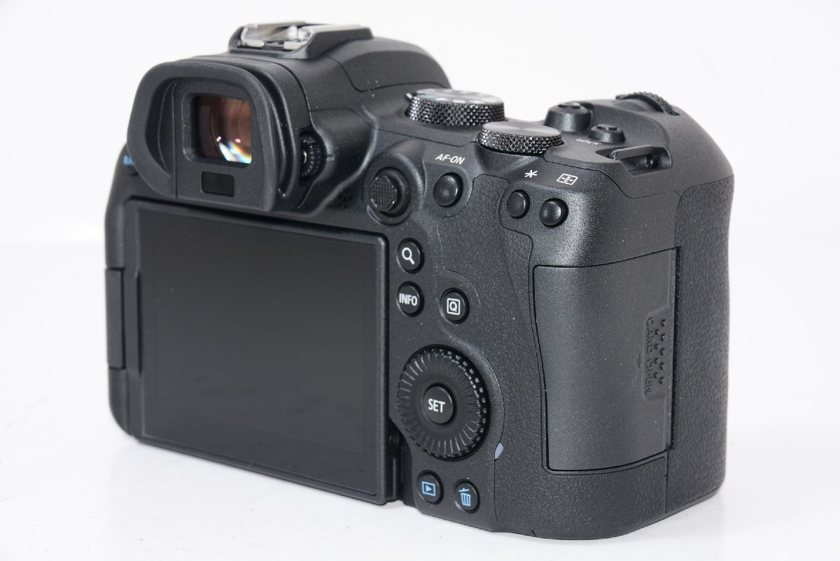 最高級 【外観ほぼ新品】Canon ミラーレス一眼カメラ EOS R6 ボディー