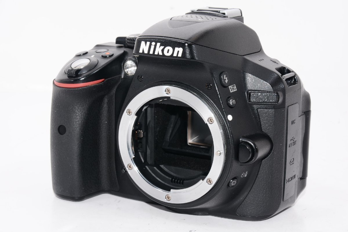 売れ筋がひ新作！ ニコン Nikon 中古 カメラ デジタル一眼レフ レンズ