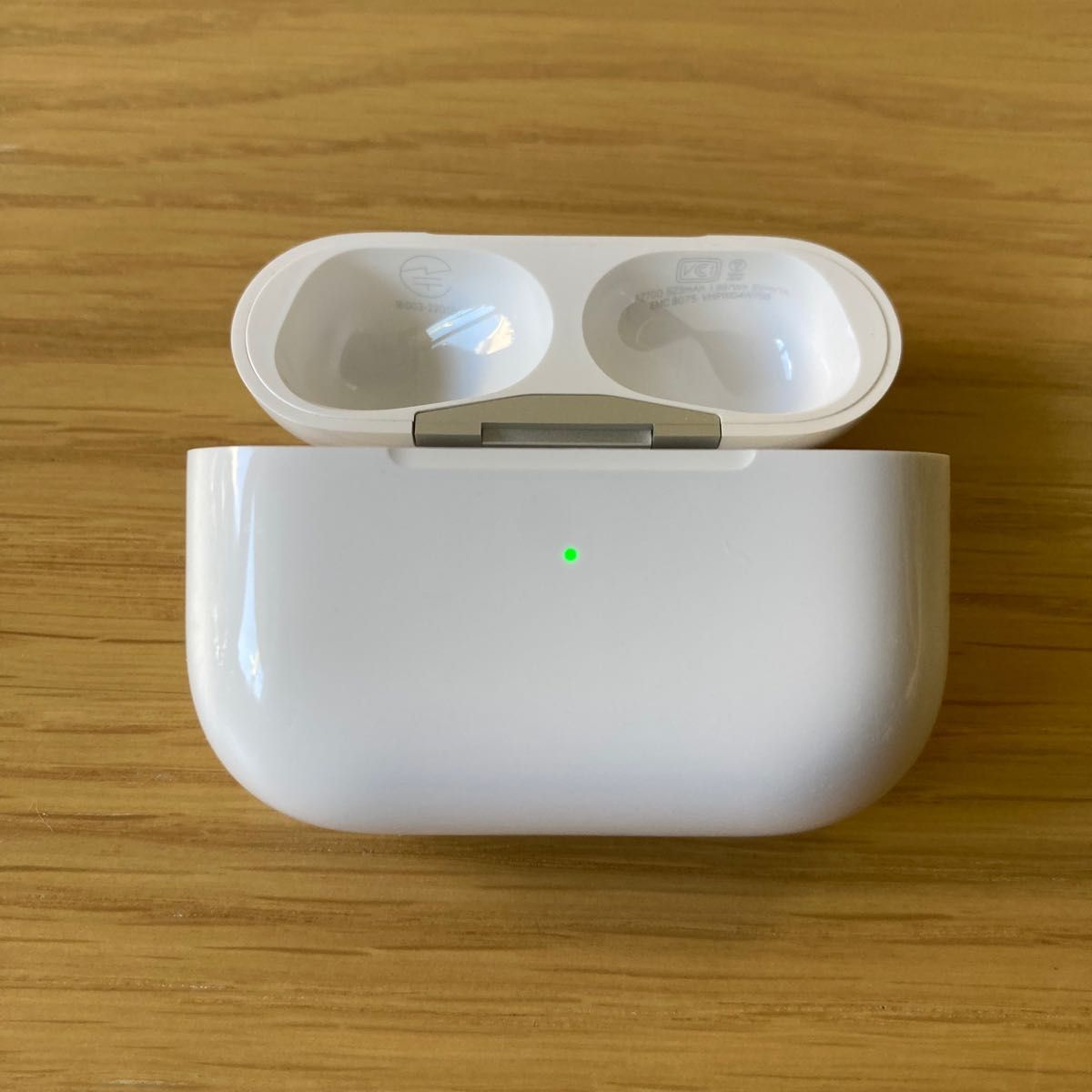 MagSafe充電ケース（Lightning）付きAirPods Pro（第2世代） Yahoo