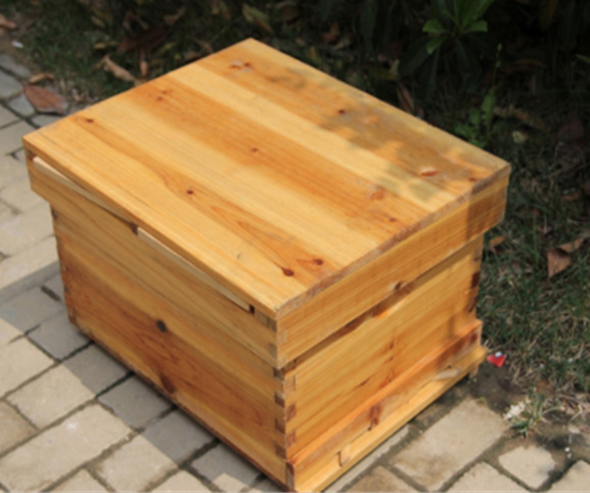  molasses bee Mitsuba chi breeding nest box nest frame type nest box .... breeding for nest box Japanese cedar wooden nest box molasses . coating . bee apparatus . bee supplies 
