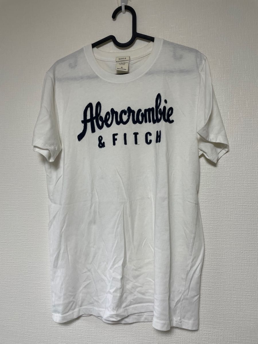 アバクロ Tシャツ Sサイズ ホワイト ロゴ Abercrombie 半袖Tシャツ