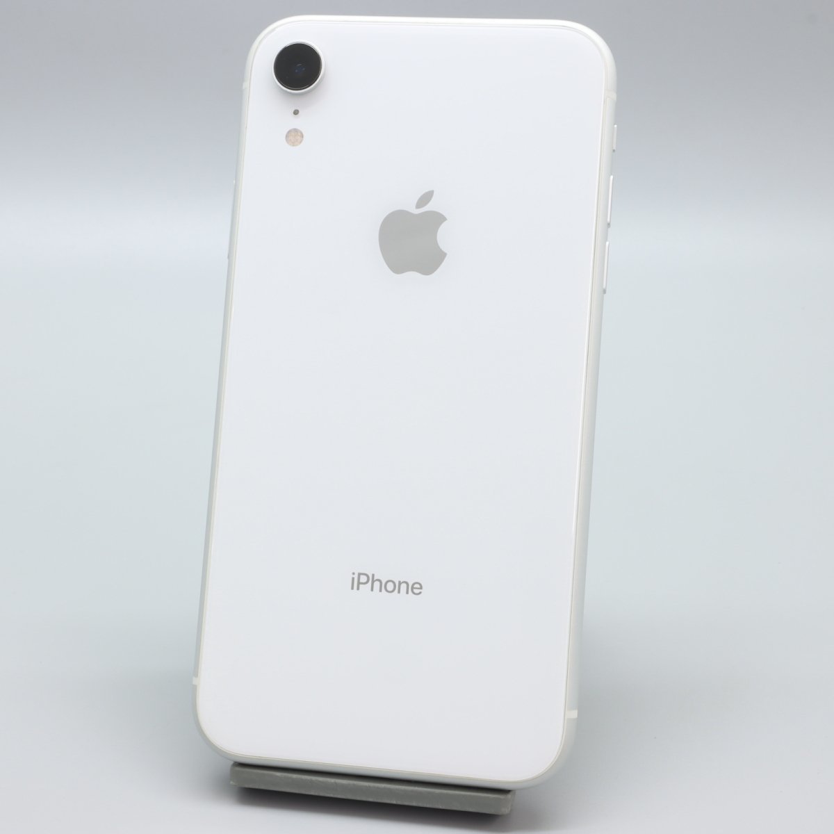 Apple iPhoneXR 64GB White A2106 MT032J/A バッテリ82% ■ドコモ★Joshin3501【1円開始・送料無料】