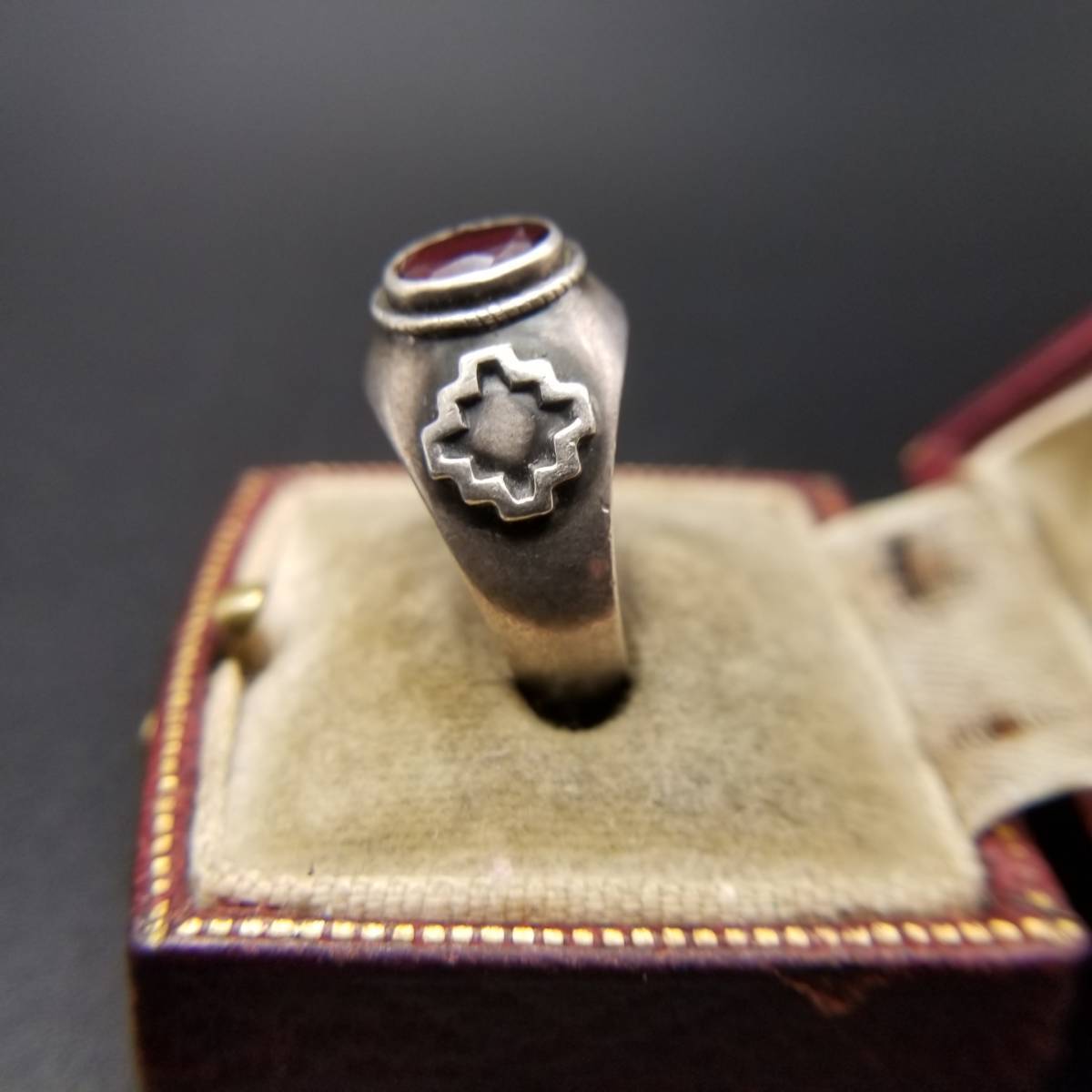 ガーネット オーバル クラシック 装飾 925 シルバー ヴィンテージ リング 5.8g 銀 指輪 デザインジュエリー USA VINTAGE Y9-Y
