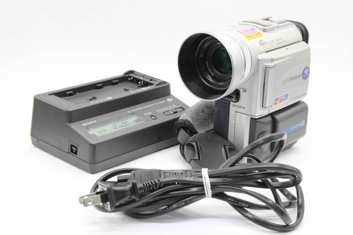 【返品保証】 【録画再生確認済み】ソニー Sony HANDYCAM DCR-PC100 バッテリー付き ビデオカメラ s1377