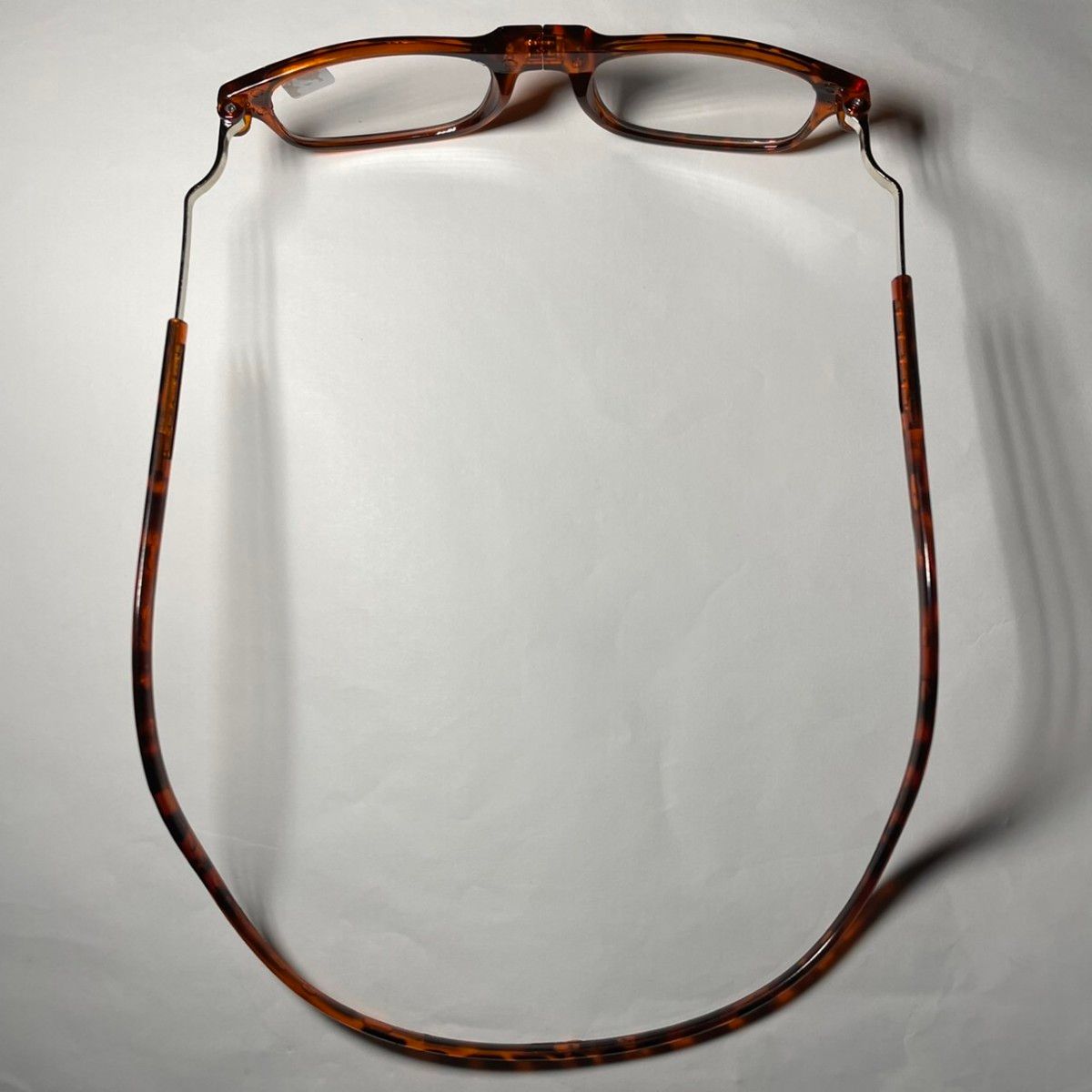 老眼鏡　シニアグラス　リーディンググラス　茶色　+1.0　おしゃれ　軽量　マグネット　父の日　母の日　敬老の日　ギフト　メガネ