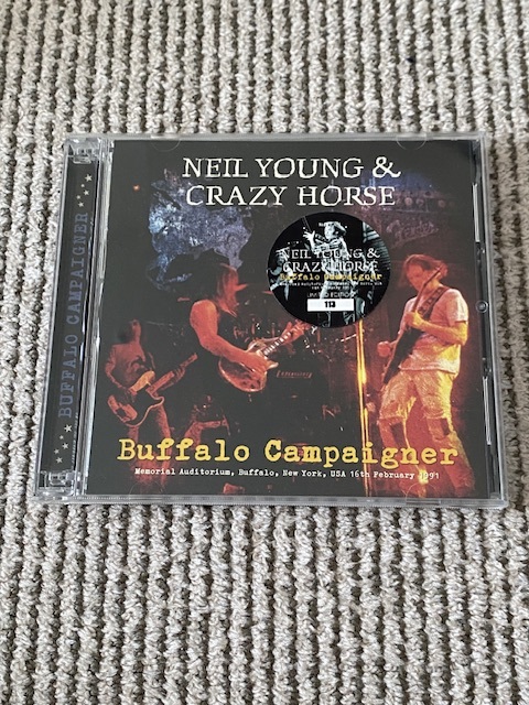 Neil Young & Crazy Horse 「Buffalo Campaigner」　2CD_画像1