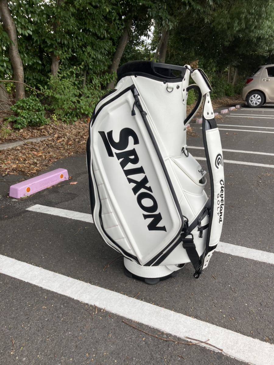 豪奢な スリクソン 【刺入り】3点式ショルダー キャディバック SRIXON