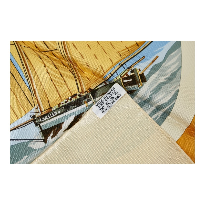 エルメス カレ90 BELLES AMURES 帆の美学 帆船 灯台 スカーフ イエロー マルチカラー シルク レディース HERMES 【中古】_画像6