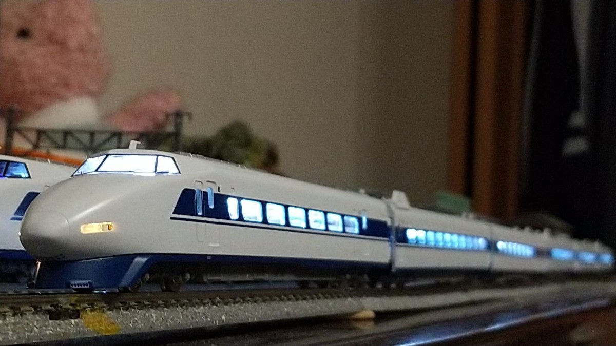 (中古、美品) TOMIX(92987) JR100系新幹線、K編成、復活国鉄色、付属品、シ－ル使用残あり、室内灯(LED)付き