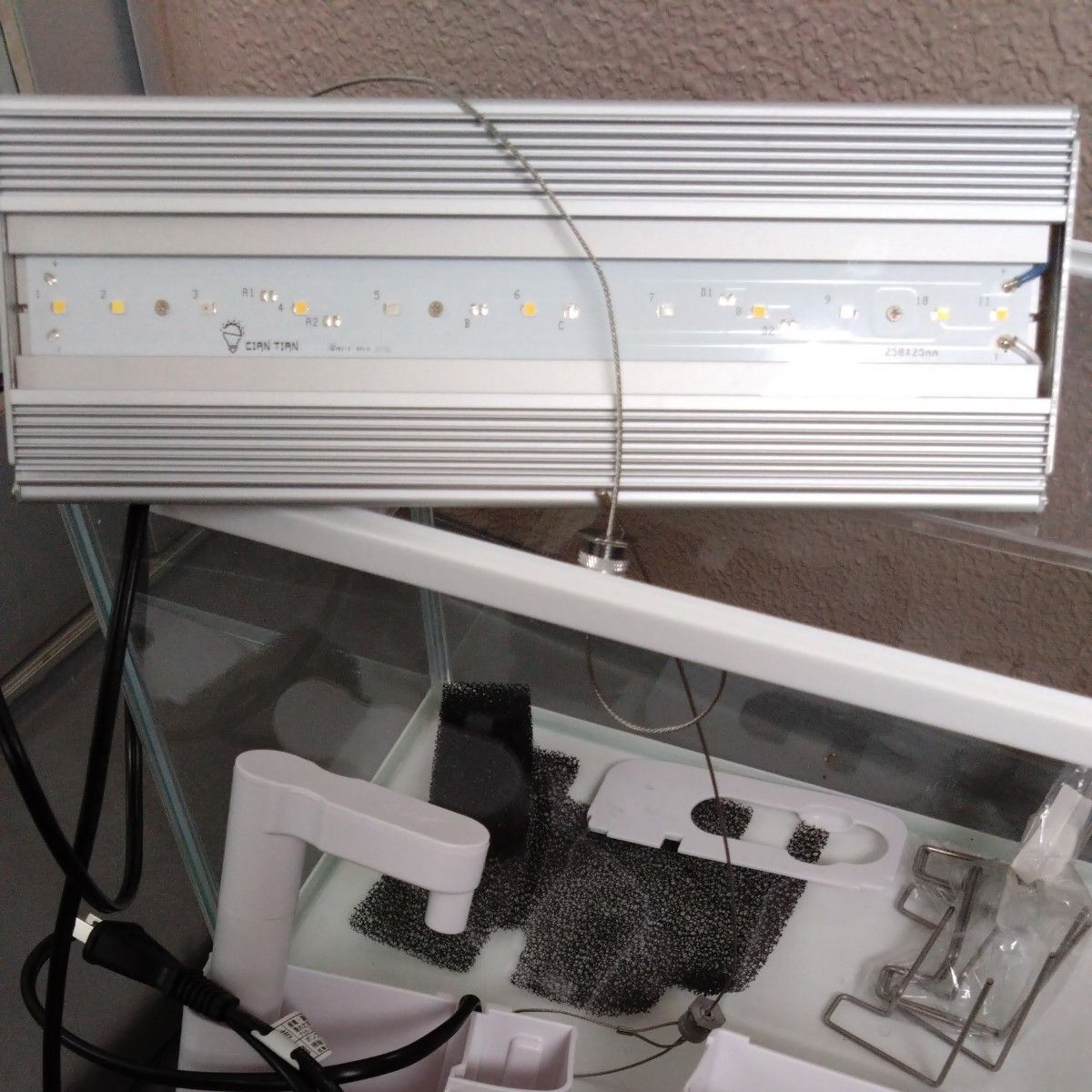 水槽セット LEDライト　トライアングル　gex 　スリムフィルター　30cm　アクロ　リーフ　ラクテリア　ジェックス　熱帯魚