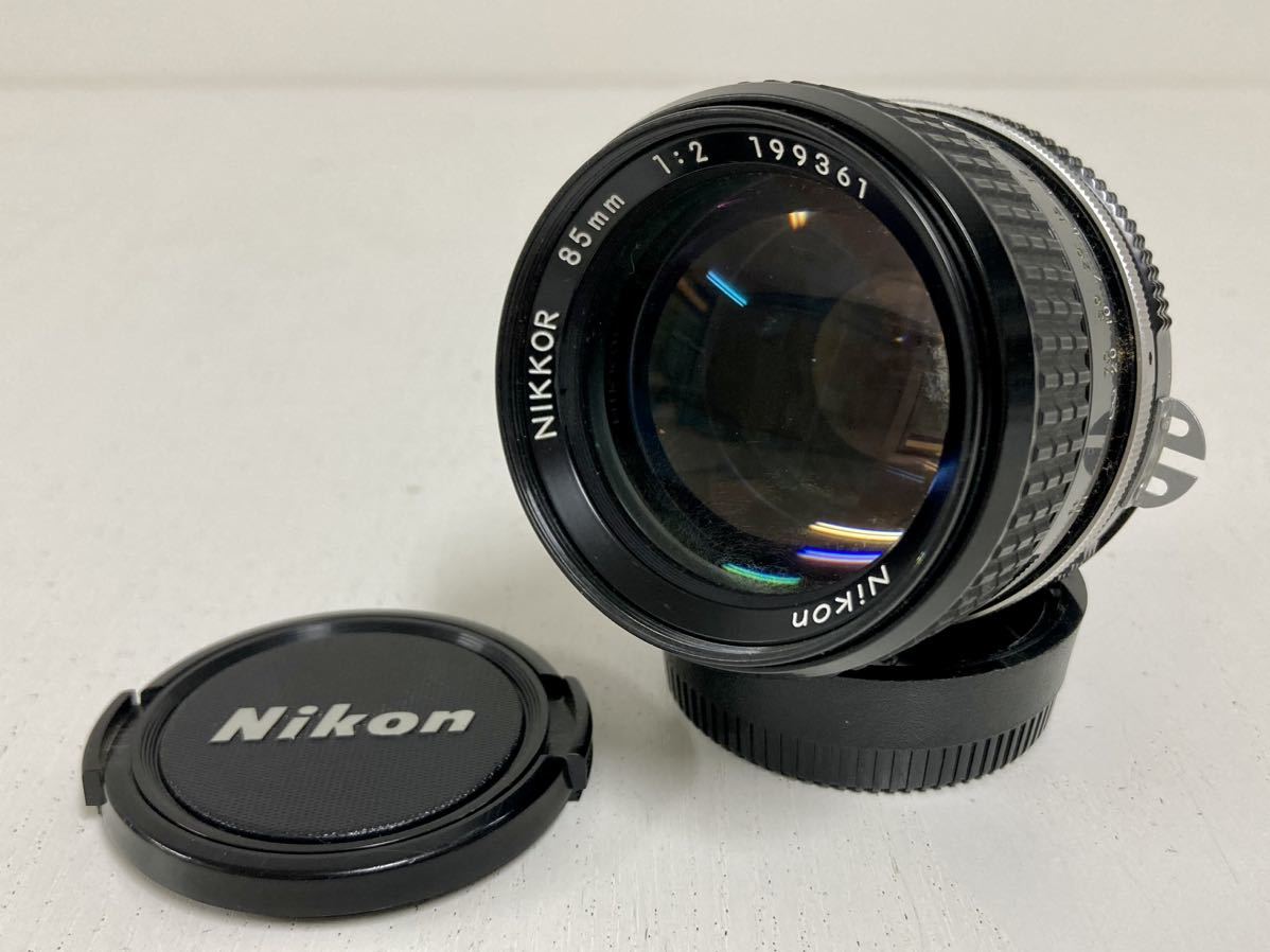 管823133 Nikon ニコン NIKKOR 85mm 1:2 カメラレンズ 一眼レフ 一眼カメラ_画像1