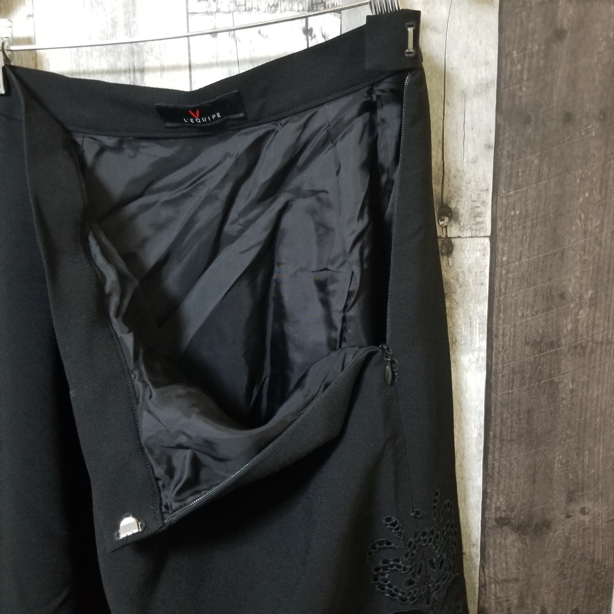 L'EQUIPE　レキップ　スカート　サイズ40　刺繍　ブラック　レディース_画像4