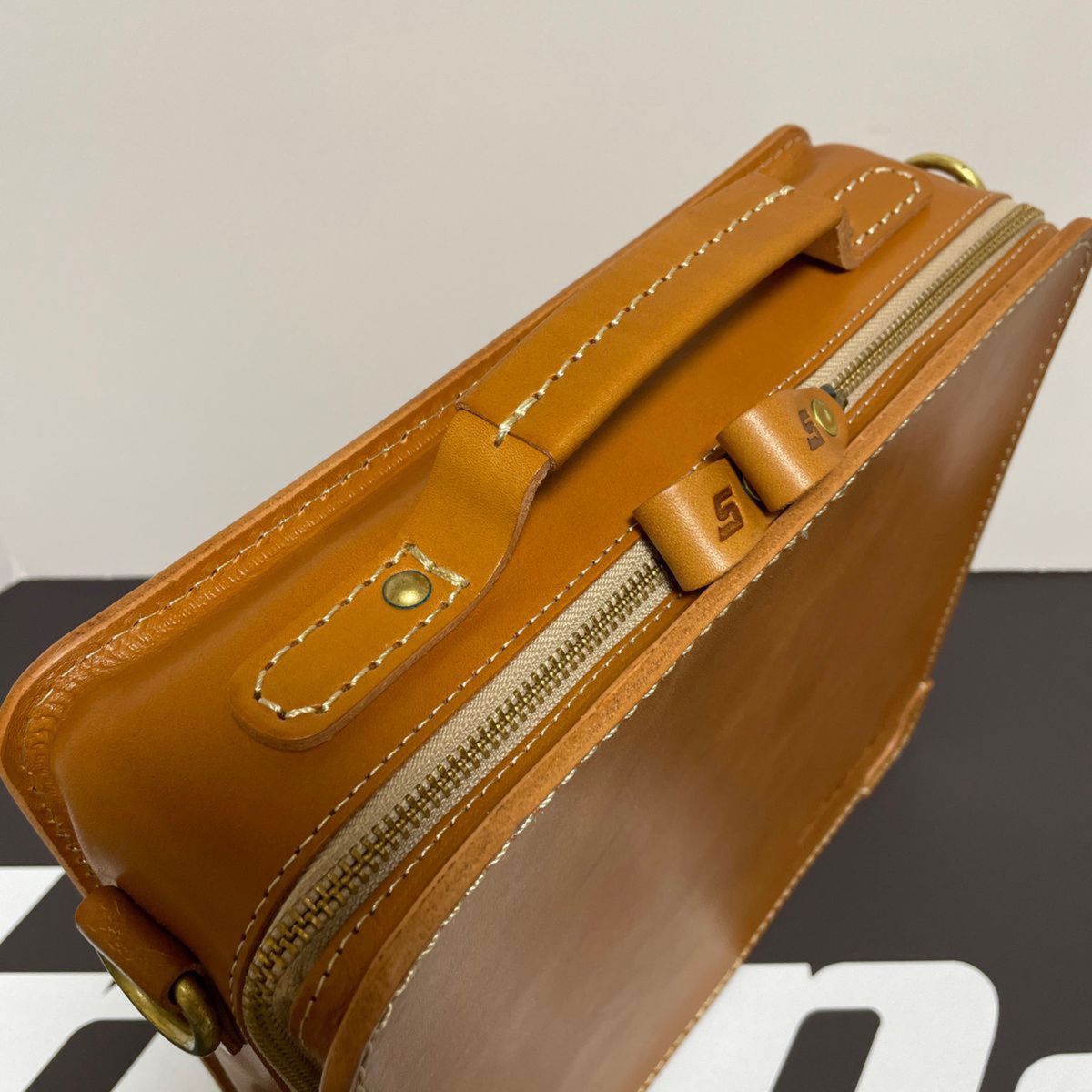 Snap-on レザーバッグ EXPBAG2 希少品|Yahoo!フリマ(旧PayPay Snap-on レザーバッグ EXPBAG2 希少品|Yahoo!フリマ(旧PayPay