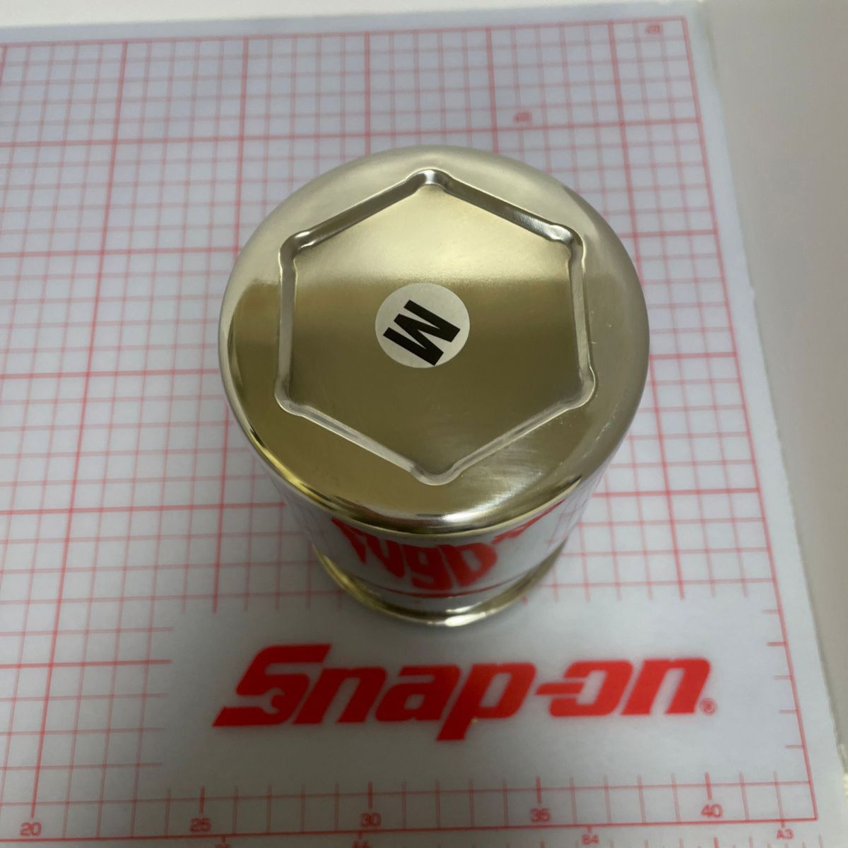 Snap-on☆ソケット型スチール缶入りグローブ