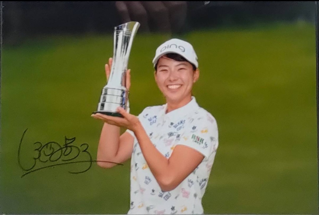 *.. Hyuga city . autograph autograph / photograph 2019AIG all britain woman open victory *JLPGA Tour 6.sibkop Logo ru fur 