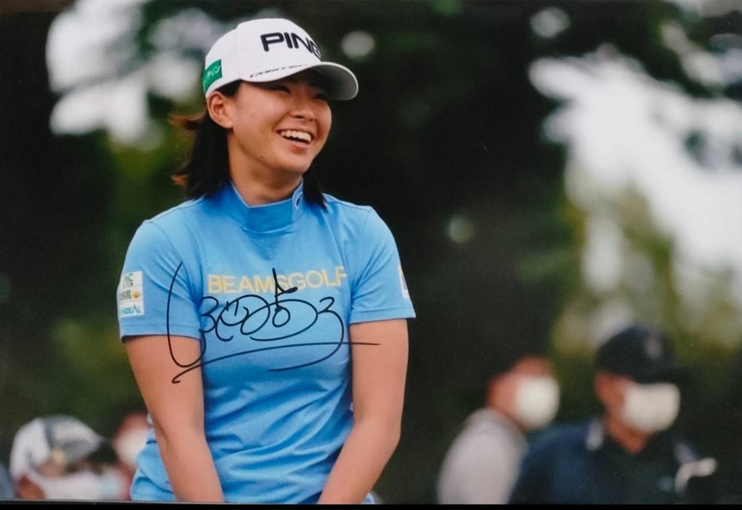 ☆渋野日向子　直筆サインフォト/写真　2019AIG全英女子オープン優勝・日本LPGA優勝６回　シブコ　プロゴルファー_画像1