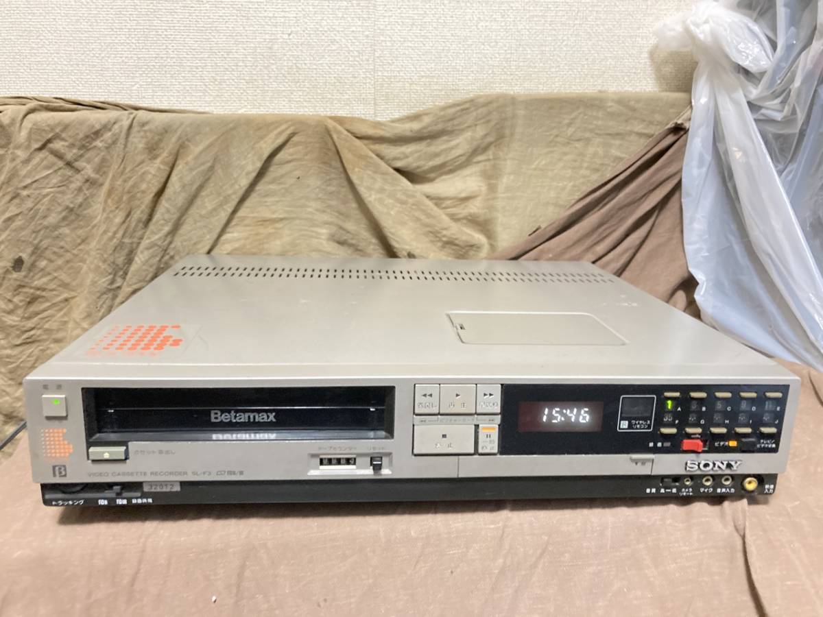 動作OK SONY SL-F3 薄さ8cmのベータビデオテープデッキ 1983年 動作OK SONY SL-F3 薄さ8cmのベータビデオテープデッキ 1983年