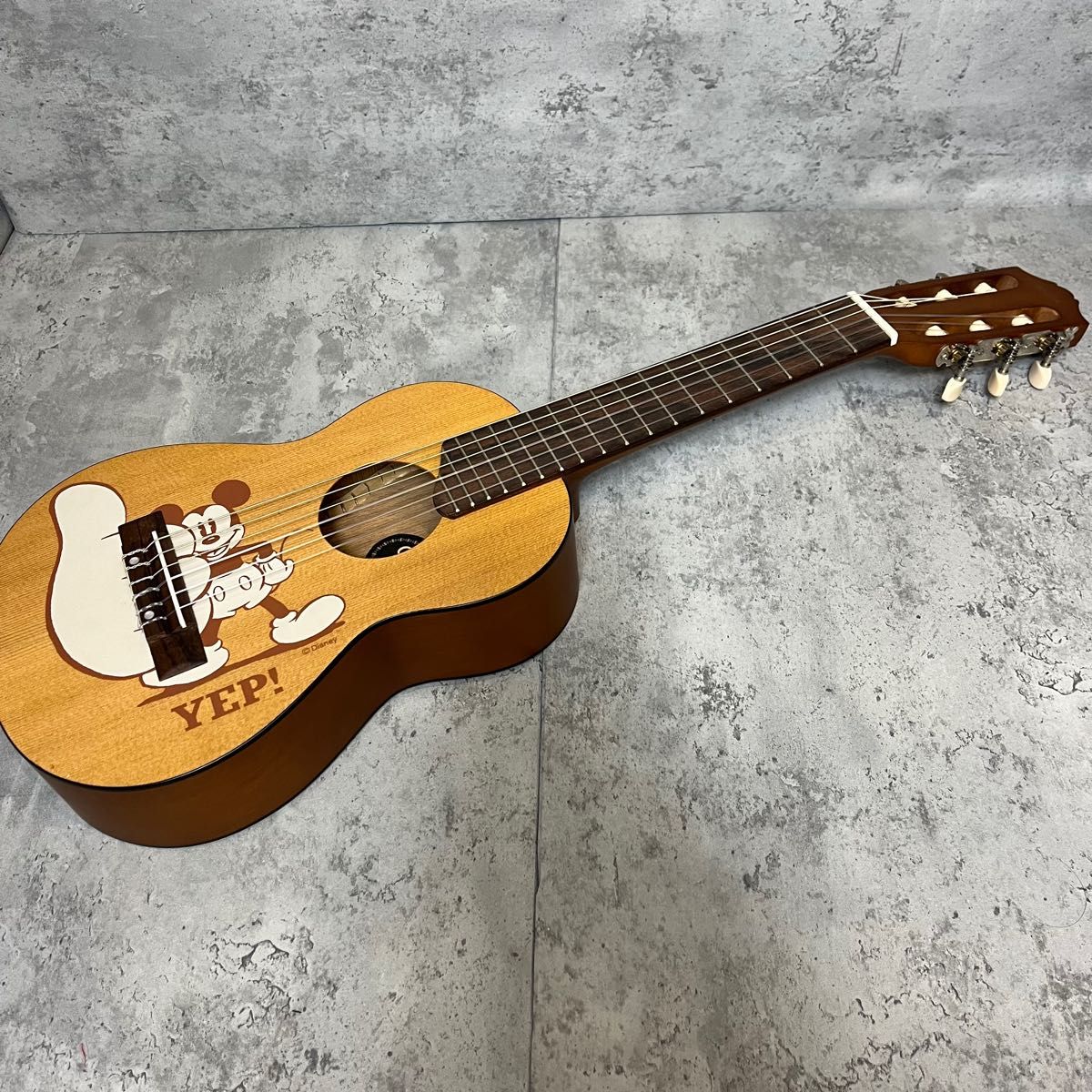 ヤマハ ギタレレ ディズニー GL-1DM ウクレレ ギター 希少 ヤマハ ギタレレ ディズニー GL-1DM ウクレレ ギター 希少