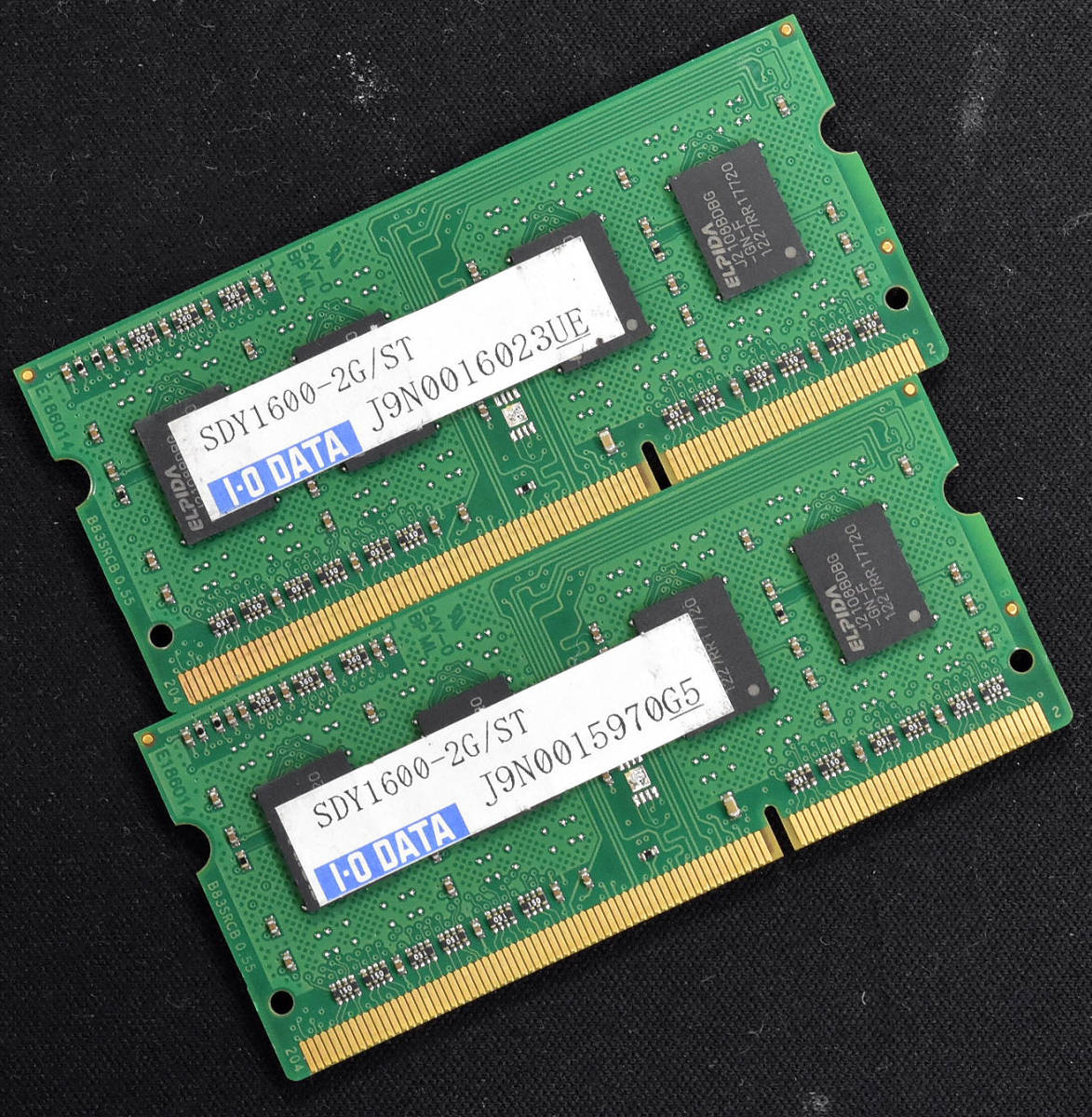 4GB (2GB 2枚組) PC3-12800S DDR3-1600 S.O.DIMM 204pin 1Rx8 ノートPC用メモリ 8chip 2G 4G (送料180円から) SDY1600-2G (管:SB0007 x3s_画像1