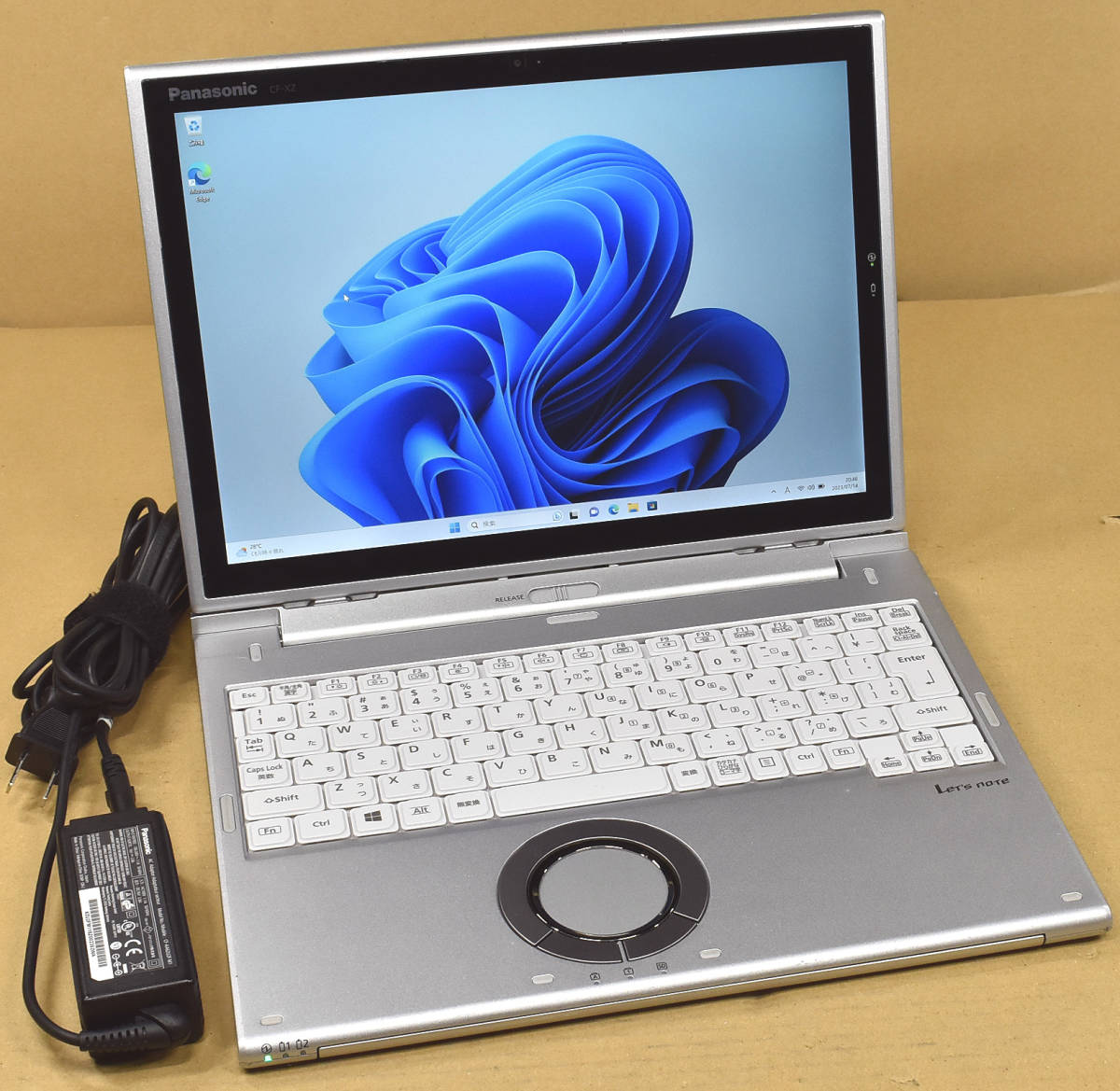 Panasonic Let's note CF-XZ6RF7VS CF-XZ Core i5 7300U 8GB SSD 256GB