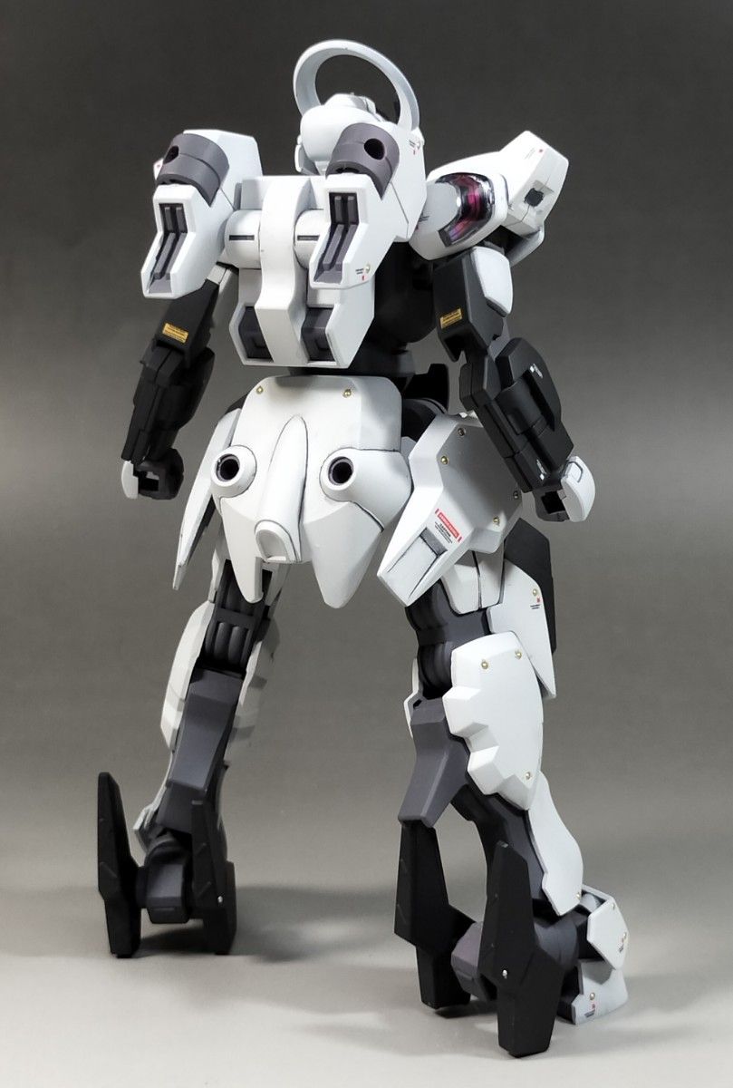 HG 1/144 ガンダム シュバルゼッテ 改修 全塗装 完成品