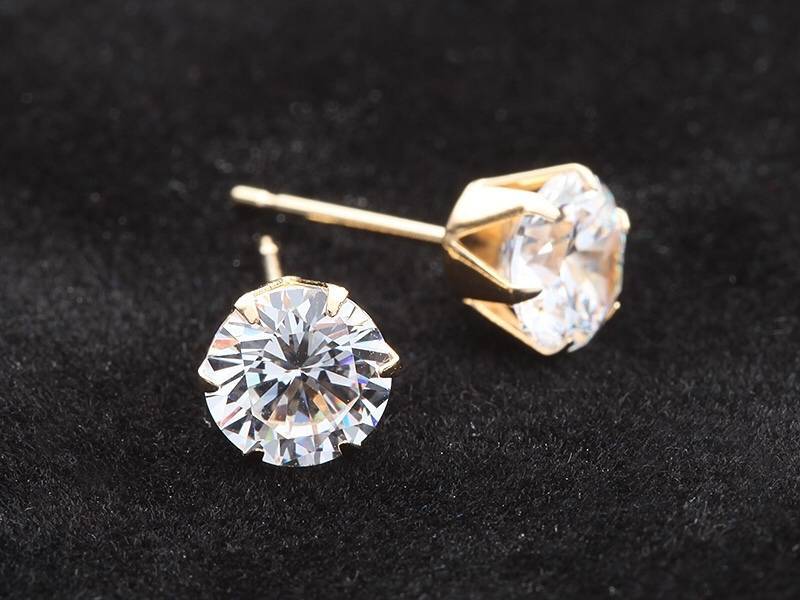 ★☆輝きの的☆★K18イエローゴールド6mmダイヤモンドピアス2.28ct ペア高級※※☆純正18金 イエローゴールドピアス_画像1