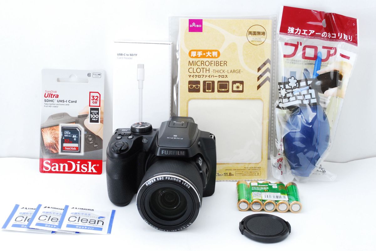 秋冬の旅行★フジフィルム FINEPIX S8300★超望遠42倍♪スマホ転送OK♪使いやすいネオ一眼コンパクトカメラ♪