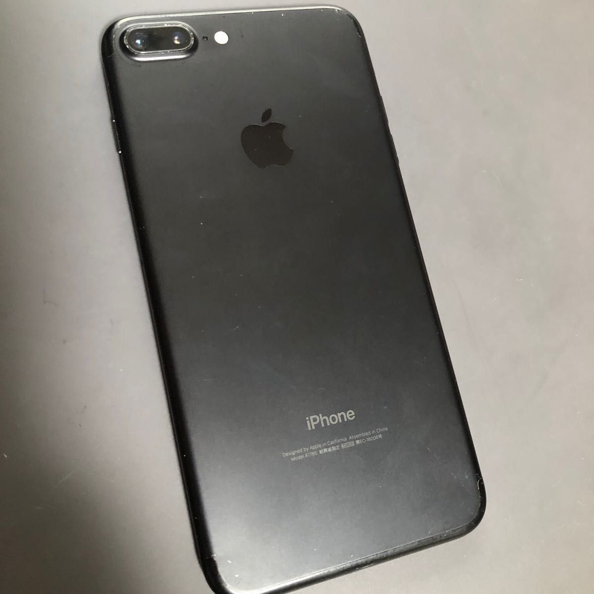 iPhone7 Plus 128GB SIMフリー ジェットブラック SIMロック解除 Apple