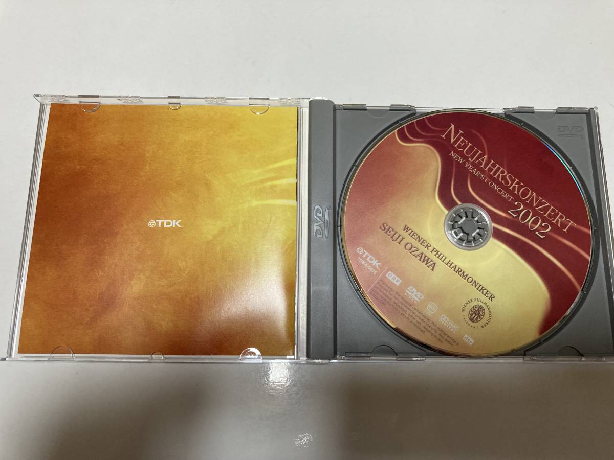 DVD「小澤征爾/ ウィーン・フィルハーモニー管弦楽団　ニューイヤー・コンサート 2002」_画像2