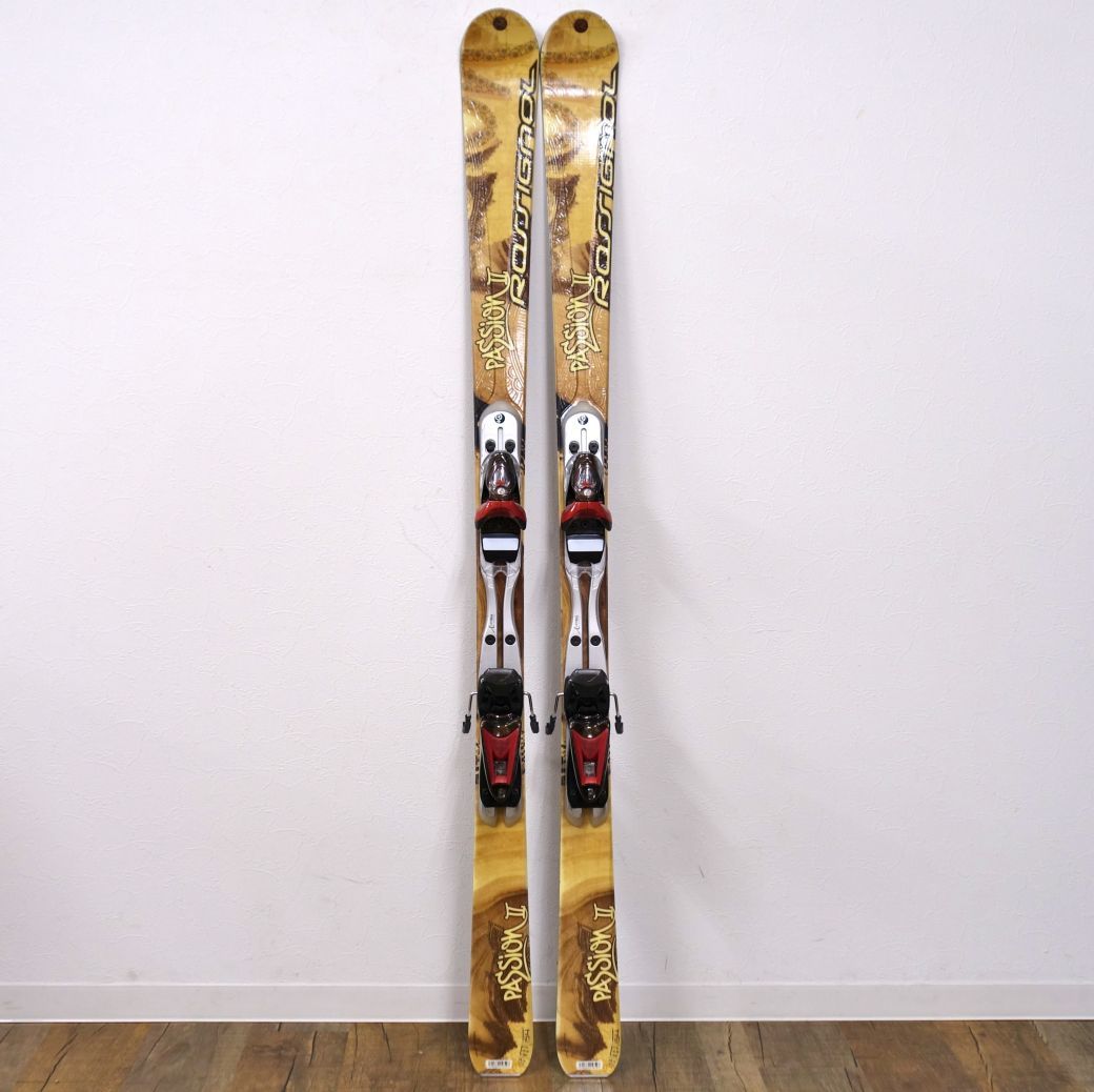 素晴らしい外見 カービング 90 ROSSIGNOL ビンディング 69mm 154cm