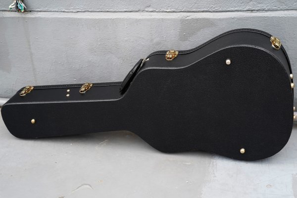 Gibson USA ギブソンドレッドノート アコースティック用 ブラックハードケース J-45 J-50 Southern Jumbo等に_画像2