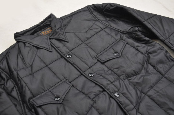 中綿シャツジャケット　ブラック　サイズＭ　新品　防寒デュポン社テフロン加工_画像4