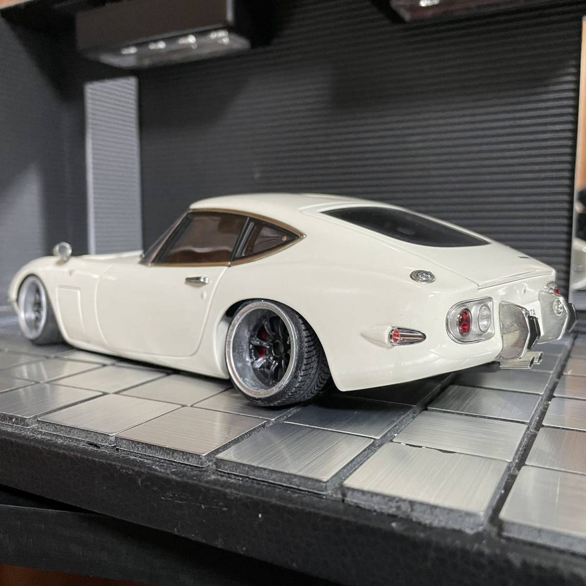 大人気新作 オートアート 1/18トヨタ 2000GT クーペ（カスタム仕様