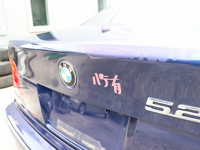 BMW 525i E39 5シリーズ 96年 DD25 トランクフード (在庫No:514802) (7490)_画像3