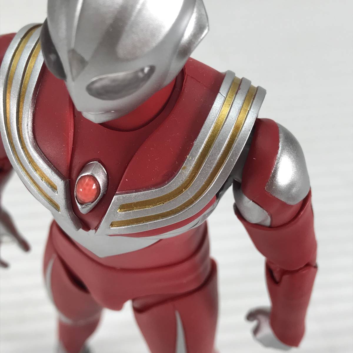 * б/у товар * BANDAI Bandai фигурка S.H.Figuarts подлинный . гравюра производства закон Ultraman Tiga энергия модель Ultraman Tiga 