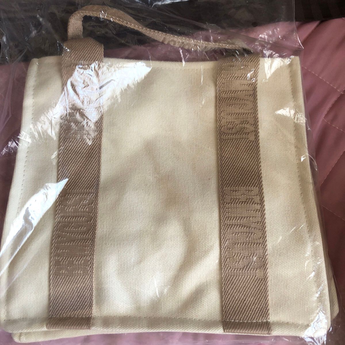岩田剛典 Be My Guest トートバッグ 新品|PayPayフリマ