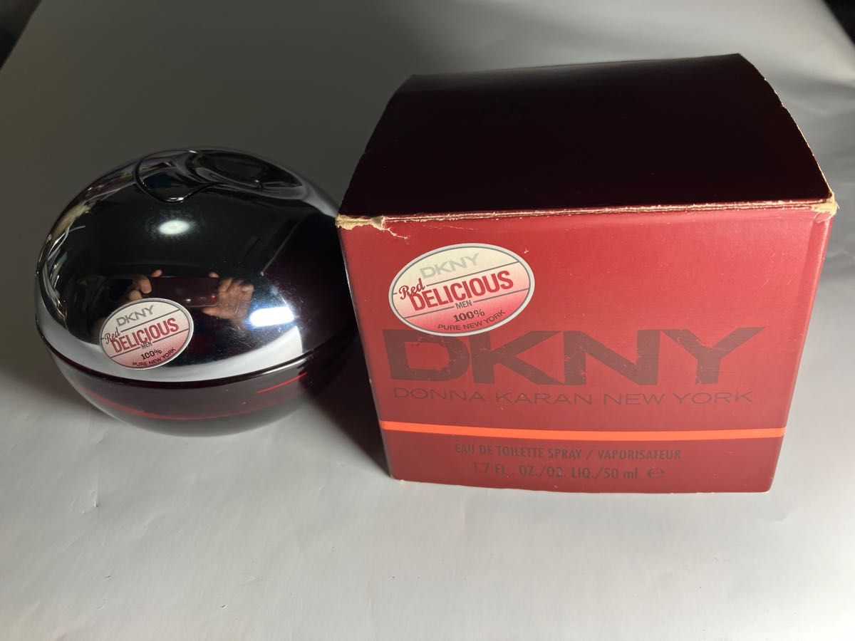 ★DKNY レッド デリシャス メン EDT 50ml ダナキャラン 香水 used美品