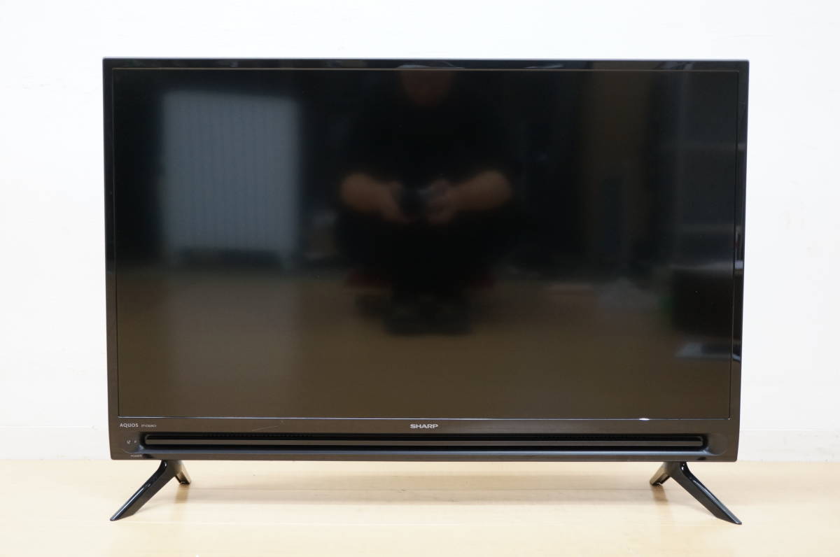 東ハ:美品【シャープ】AQUOS アクオス 液晶テレビ 32V型ワイド 2T-C32AC1 2022年 聞きやすい音質設計 くっきりボタン 32インチ★送料無料★_画像2