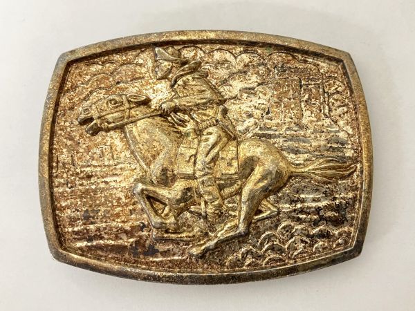 1円~ 長期保管/現状品/素材不明 ヴィンテージ バックル？ MADE IN HONGKONG 香港 馬 Pony Express Belt Bukle ベルト ホースデザイン_画像1