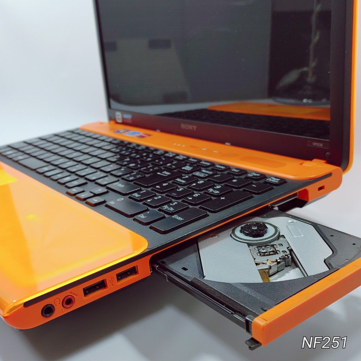 レアカラーのオレンジVAIO i5+新品SSD リブレオフィス搭載 初心者に