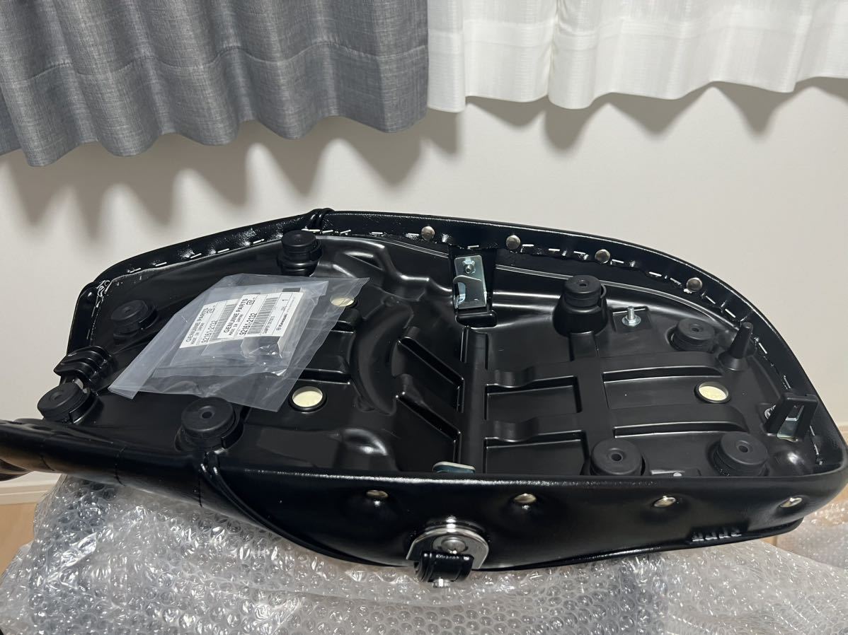 カワサキ Z900RS シート カワグチシート 川口シートタックロール
