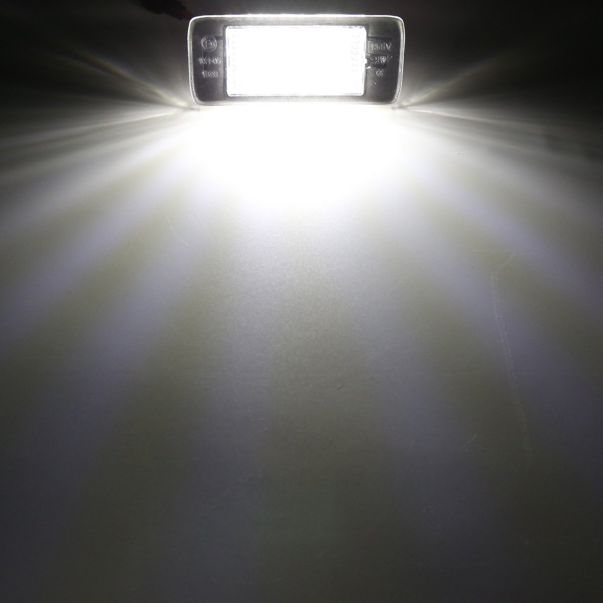LED ライセンスランプ キャデラック エスカレード ESV EXT ATS 2015- ナンバー灯 6500K ホワイト キャンセラー付き RZ470_画像3