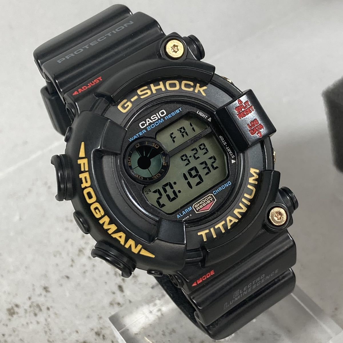 美品 G-SHOCK DW-8201NT-1JR FROGMAN 7th フロッグマン 7周年記念限定