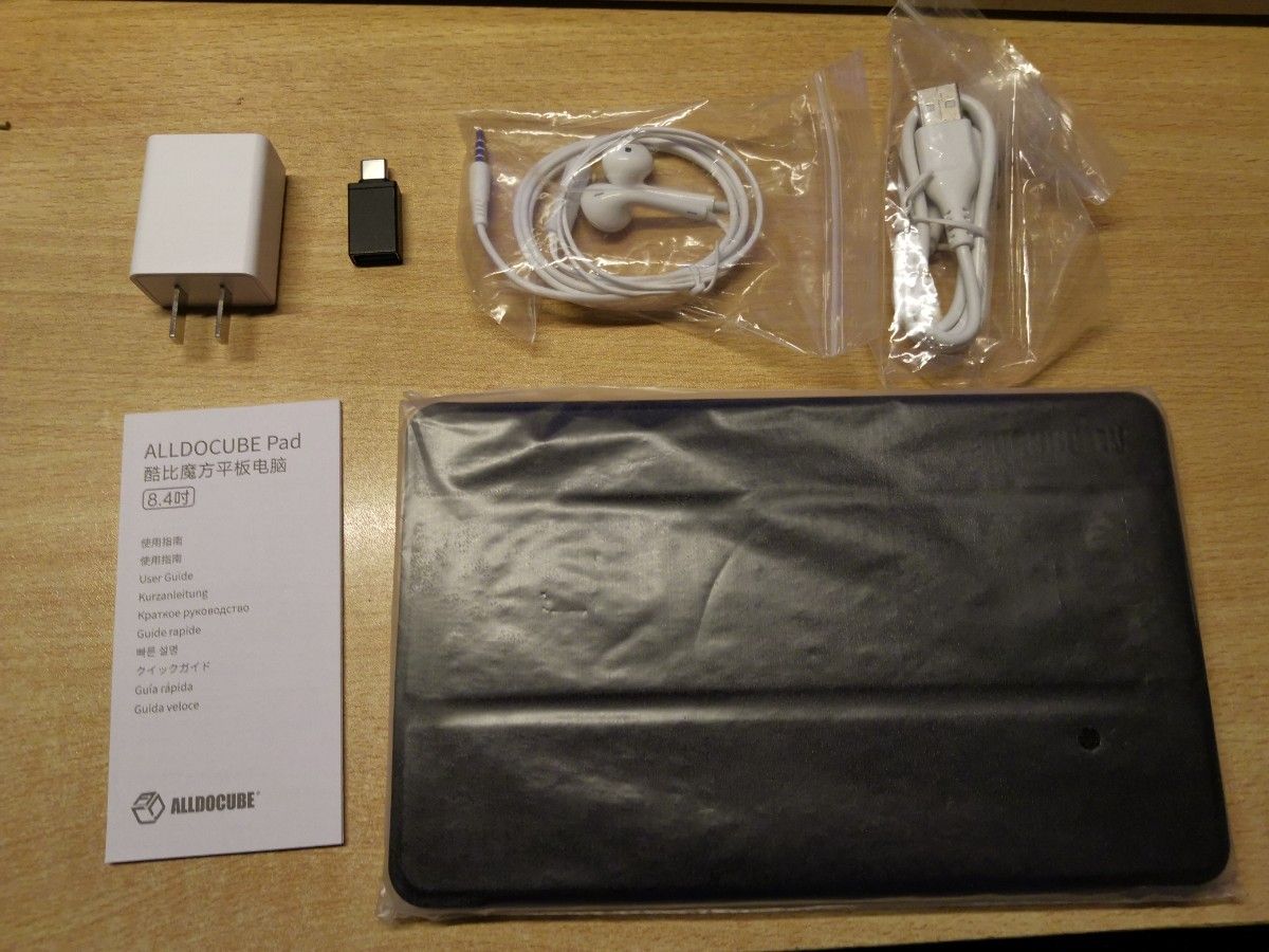 ALLDOCUBE iPlay 50 mini Pro+専用手帳ケース、イヤホン、USBOTGアダプタ 動作確認のみ