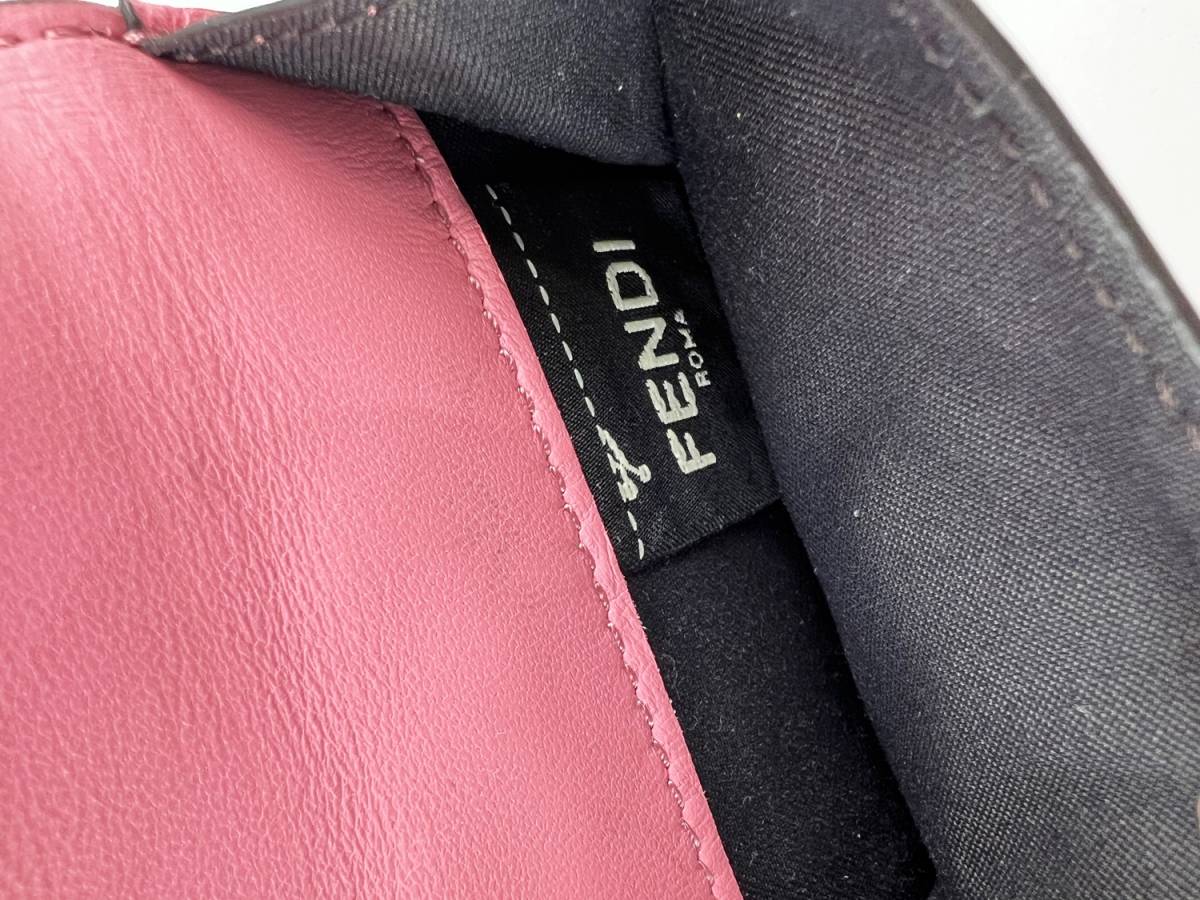 美品　FENDI　フェンディ　財布　ピンク　三つ折り　レディース　ミニ　マイクロ　ウォレット　バゲット_画像6
